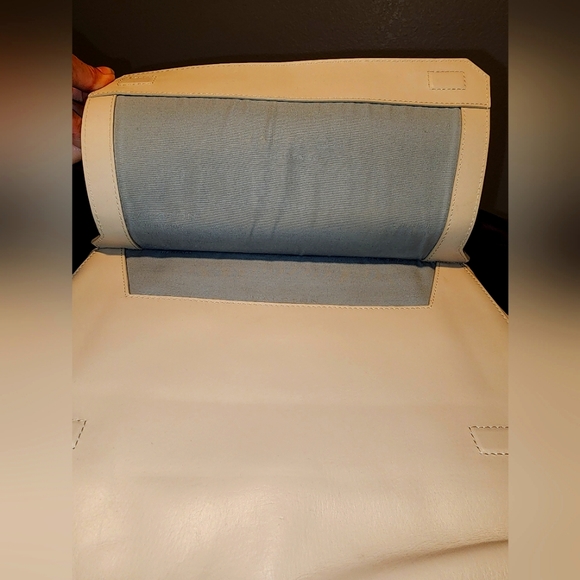 Halston Heritage Tote - Picture 8 of 17